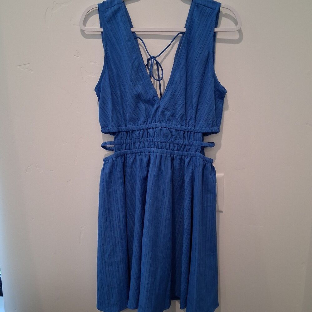 A Hint Of Blush Blue Sundress w/ Side Cutouts Sleeveless Back Tie Women's size L
